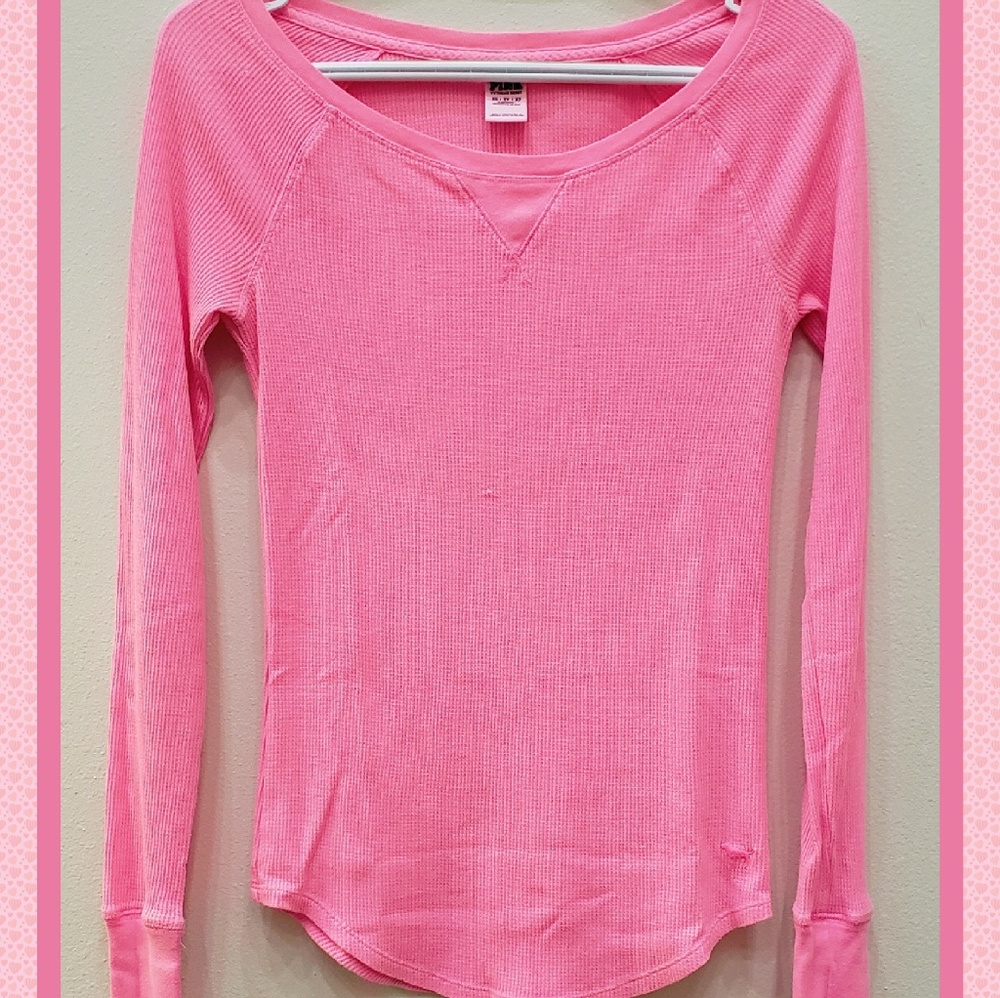 VS PINK Thermal Tee
